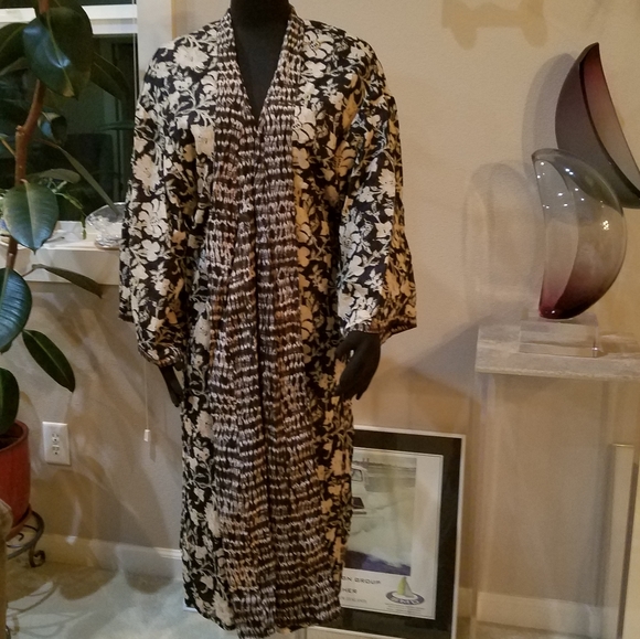 Free People Reversible Luxe Rumi Relaxed Cut Midi Kimono LAST ONE Size Small NWT - Picture 4 of 15